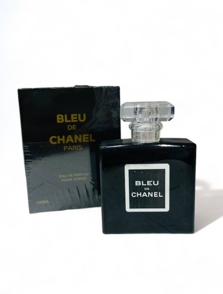 BLEU  DE CHANEL  PARIS